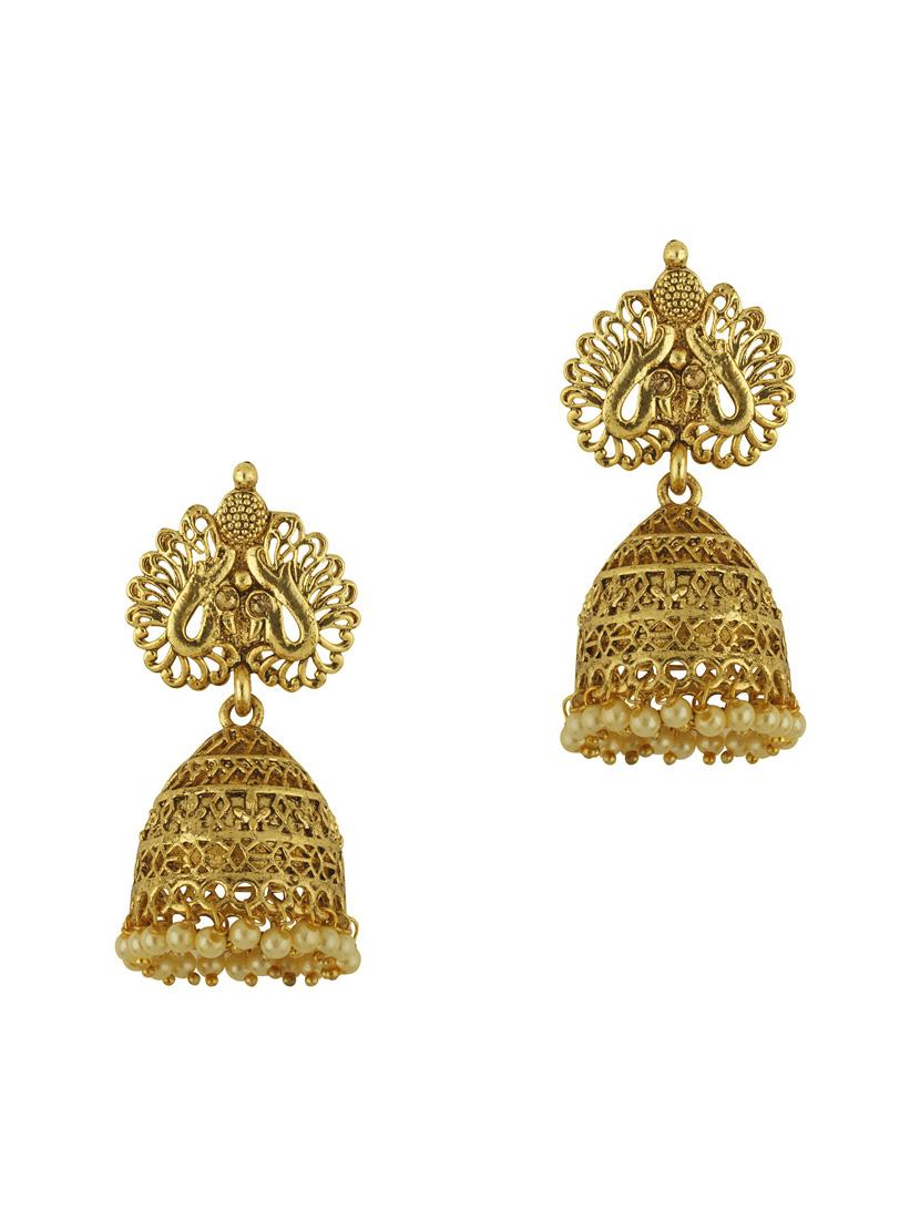 gold metal set - 18567517 - Standard Image - 1