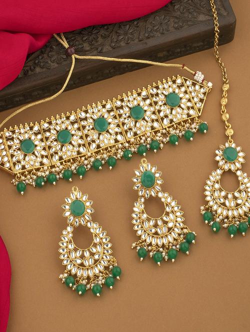 colored gold metal set - 18567526 - Standard Image - 0