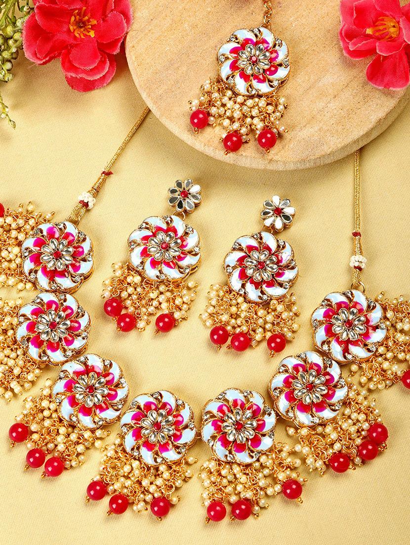 multi colored metal set - 18567563 -  Zoom Image - 0
