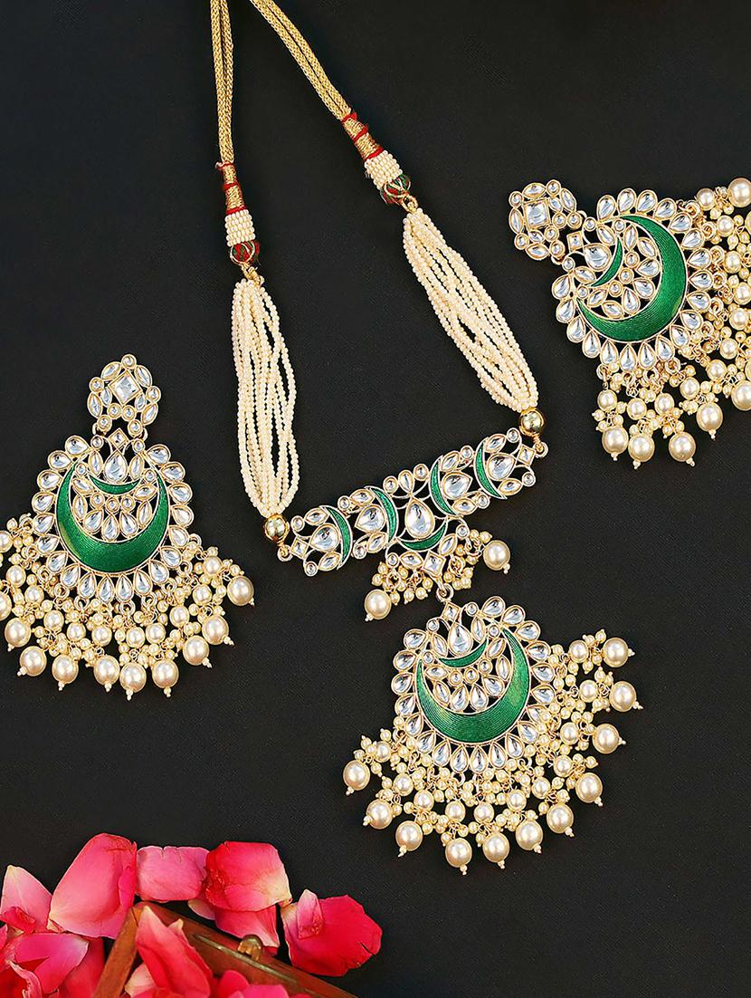 green metal set - 18567568 -  Zoom Image - 0