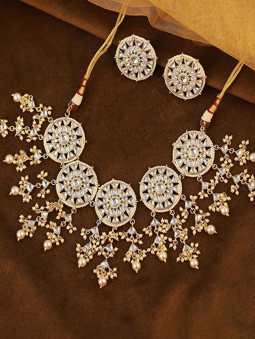gold metal set - 18567569 - Zoom Image - 0