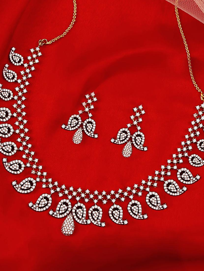 colored metal set - 18567581 -  Zoom Image - 0