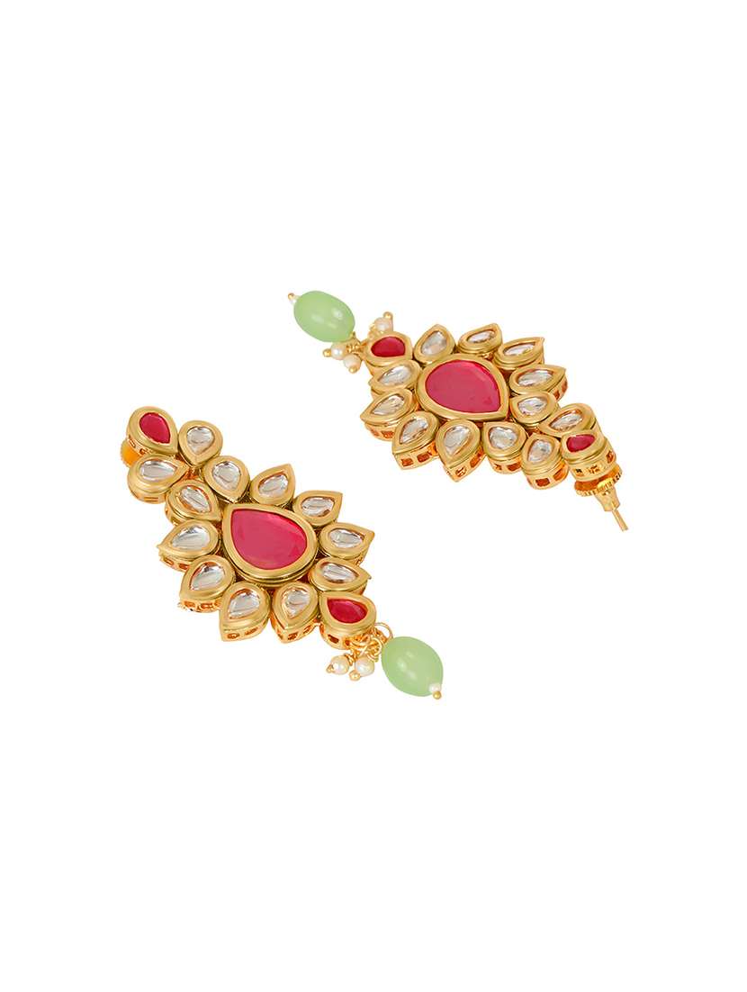 multi colored metal set - 18567592 -  Standard Image - 4