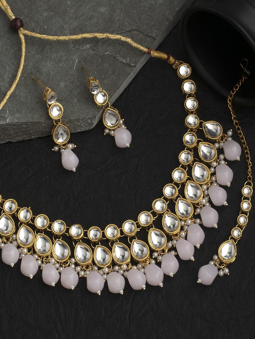 gold plated necklace with earrings  - 18567599 -  Zoom Image - 0