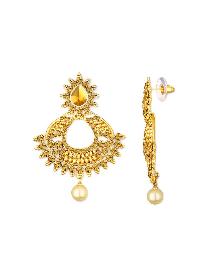 gold plated maangtikka and earring set  - 18567631 -  Standard Image - 4