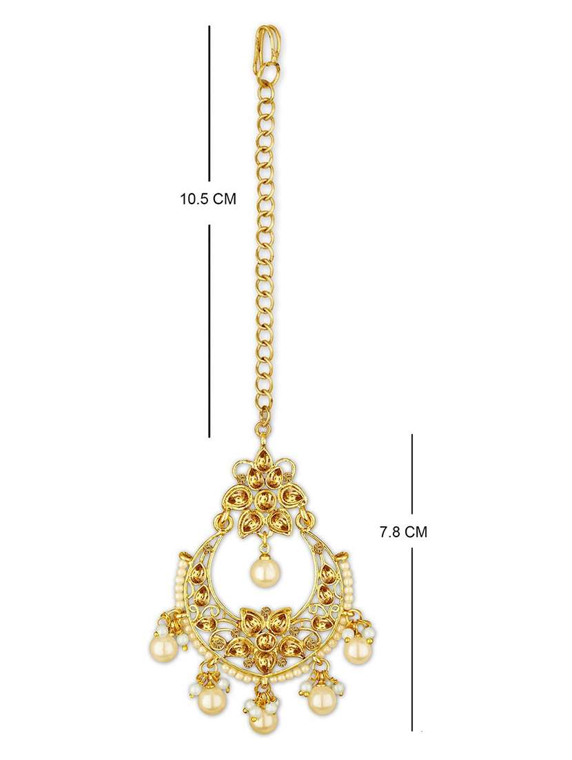 gold plated 1 maangtikka, 2 earring set - 18567632 - Standard Image - 4