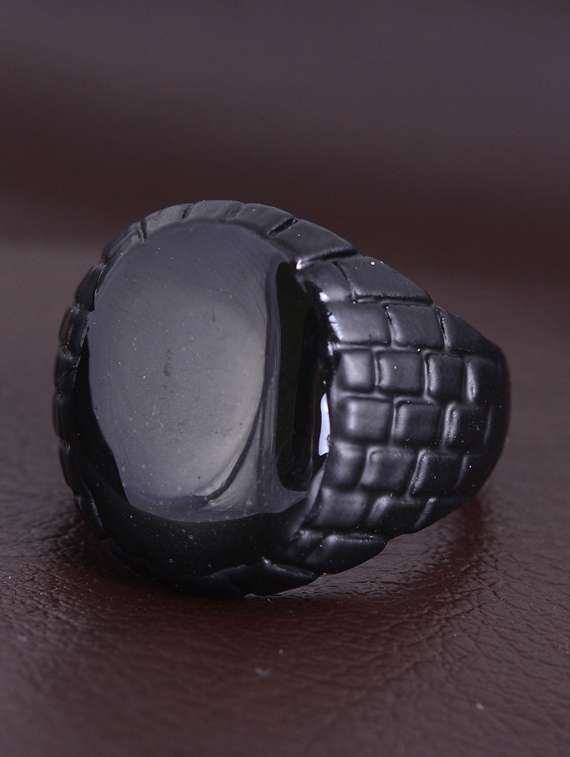 black brass finger  ring