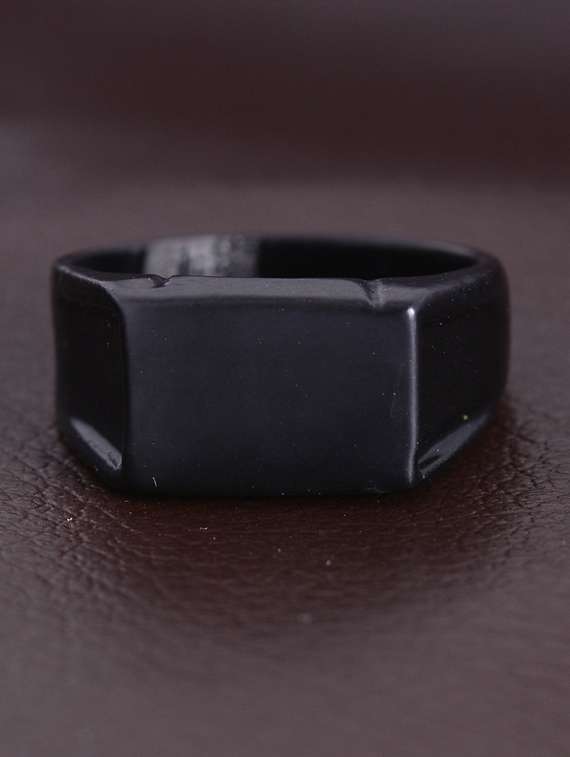 black brass finger  ring