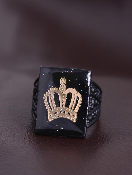 black brass finger ring - 18573299 - Standard Image - 0