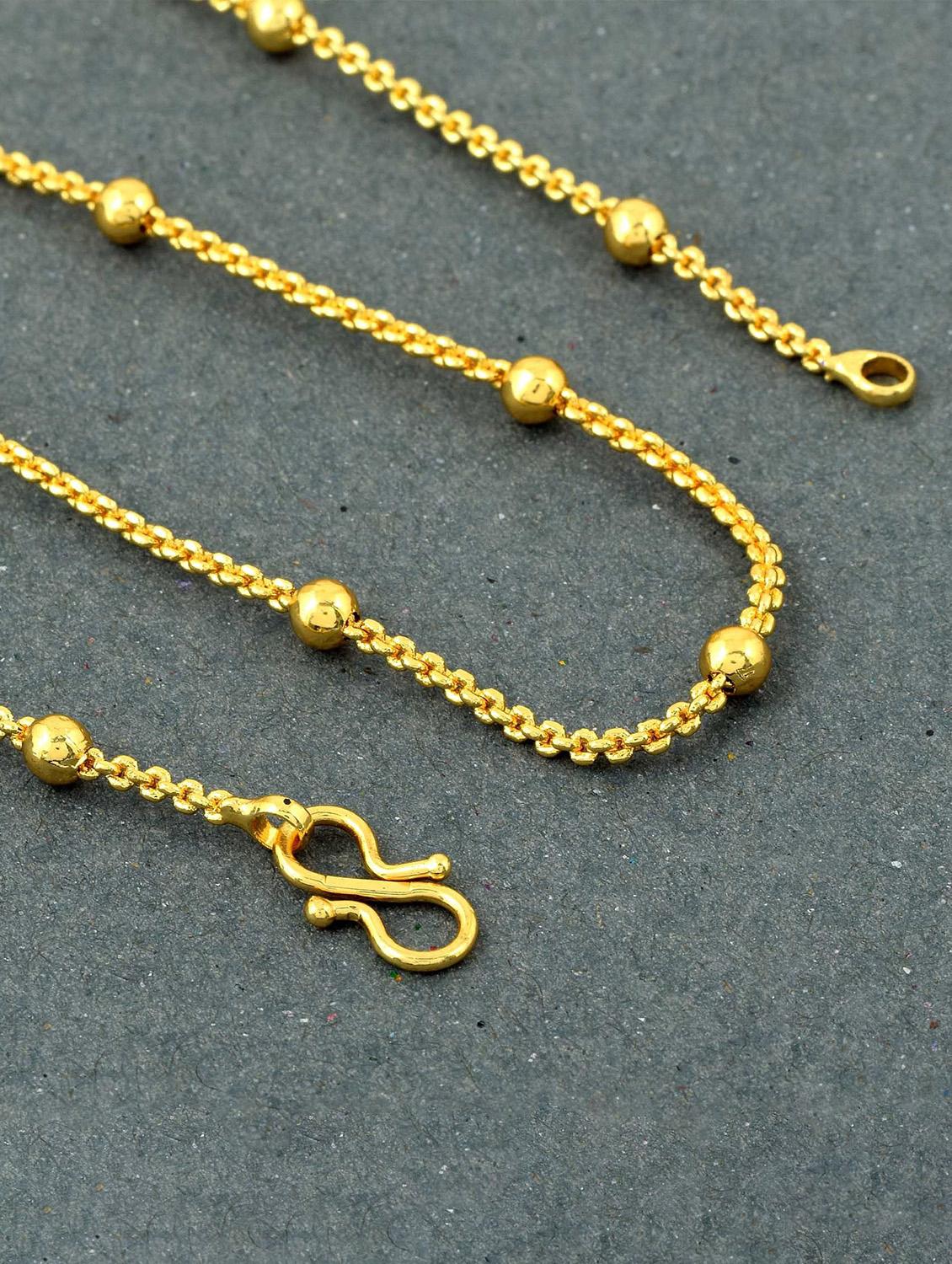 gold plated chain  - 18573506 -  Standard Image - 1