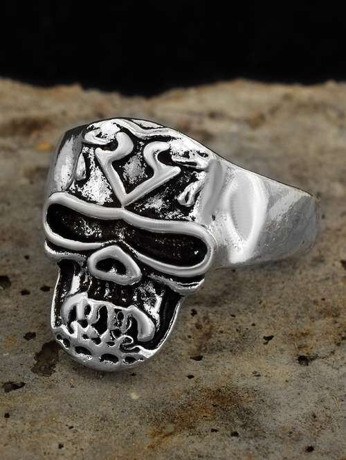 unsex  fingering  - 18573676 -  Standard Image - 0