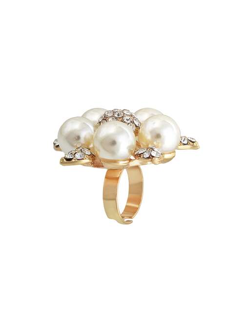 gold plated finger ring - 18573808 -  Standard Image - 0