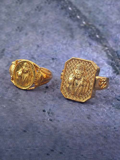 gold plated finger ring set - 18573892 -  Standard Image - 0