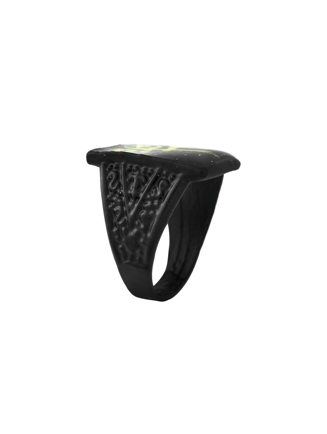 unisex finger ring  - 18573947 -  Standard Image - 1