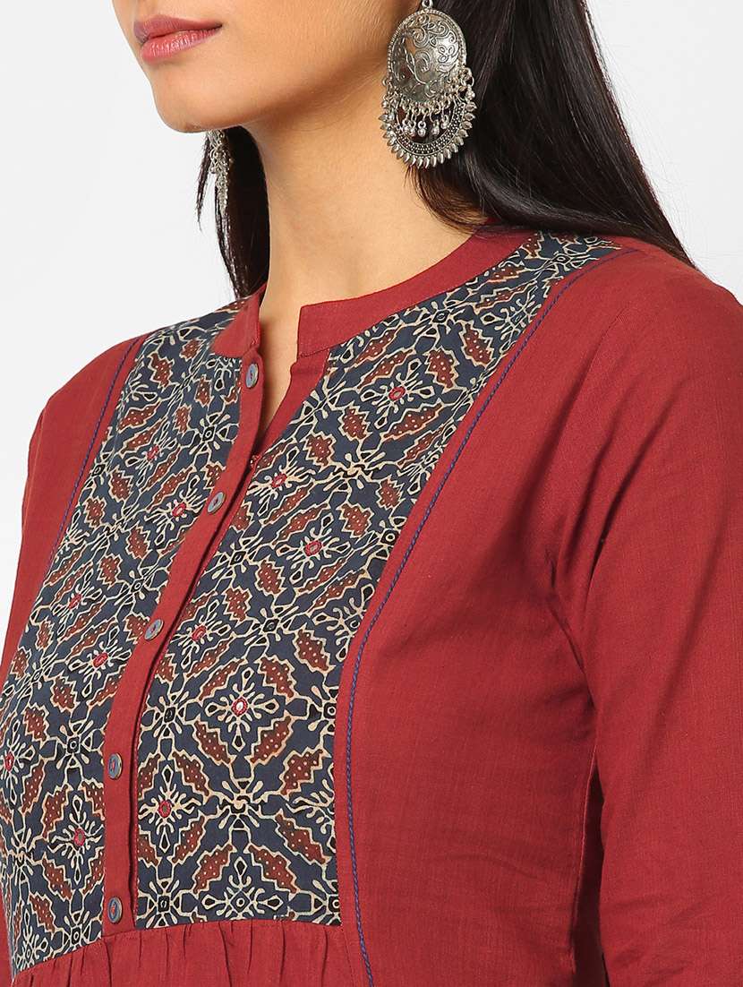 maroon printed a-line kurta - 18582724 - Standard Image - 4