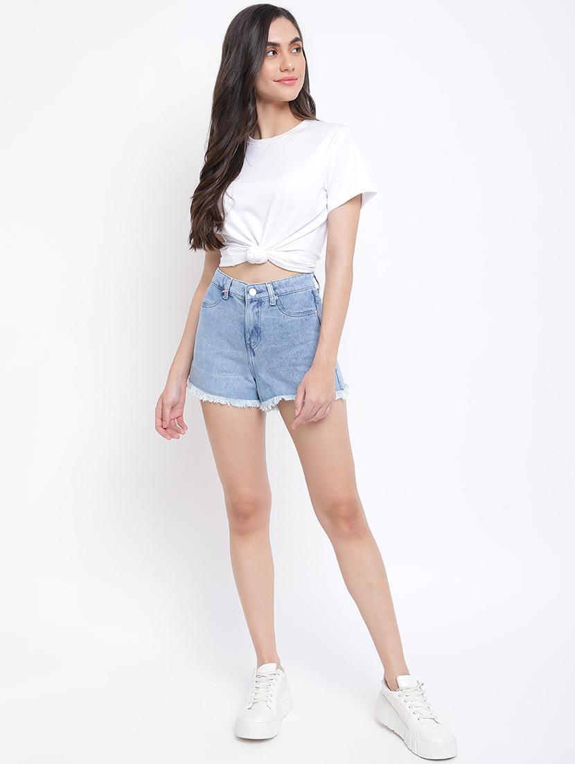 women light blue denim solid shorts - 18587151 - Standard Image - 4