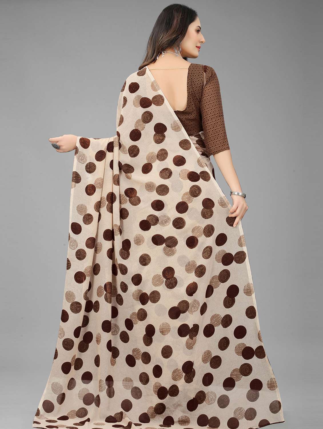 women's polka dots beige colored saree with blouse - 18587215 - Standard Image - 1