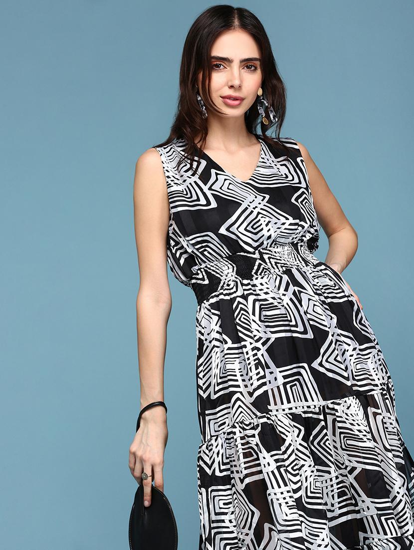 women's fit & flare geometric dress - 18590950 - Standard Image - 4