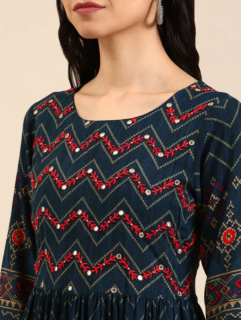 women's flared kurta - 18591141 -  Standard Image - 4