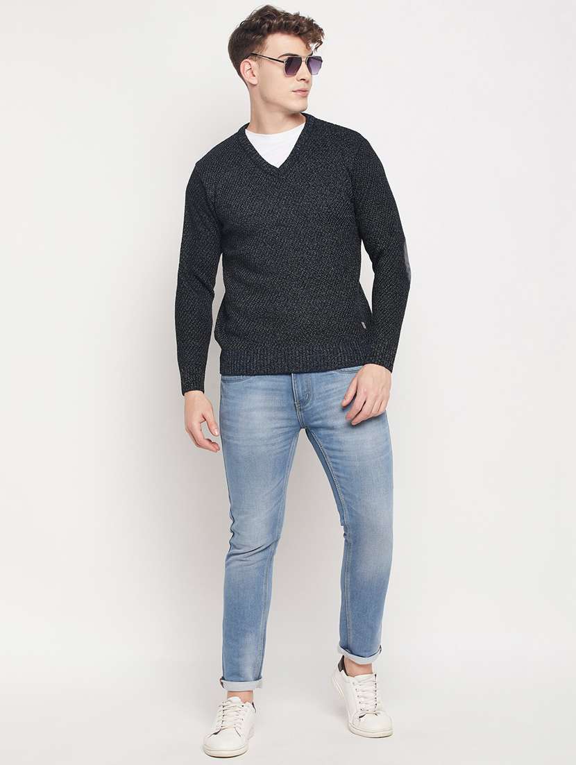 black self designed pullover - 18591564 -  Standard Image - 4