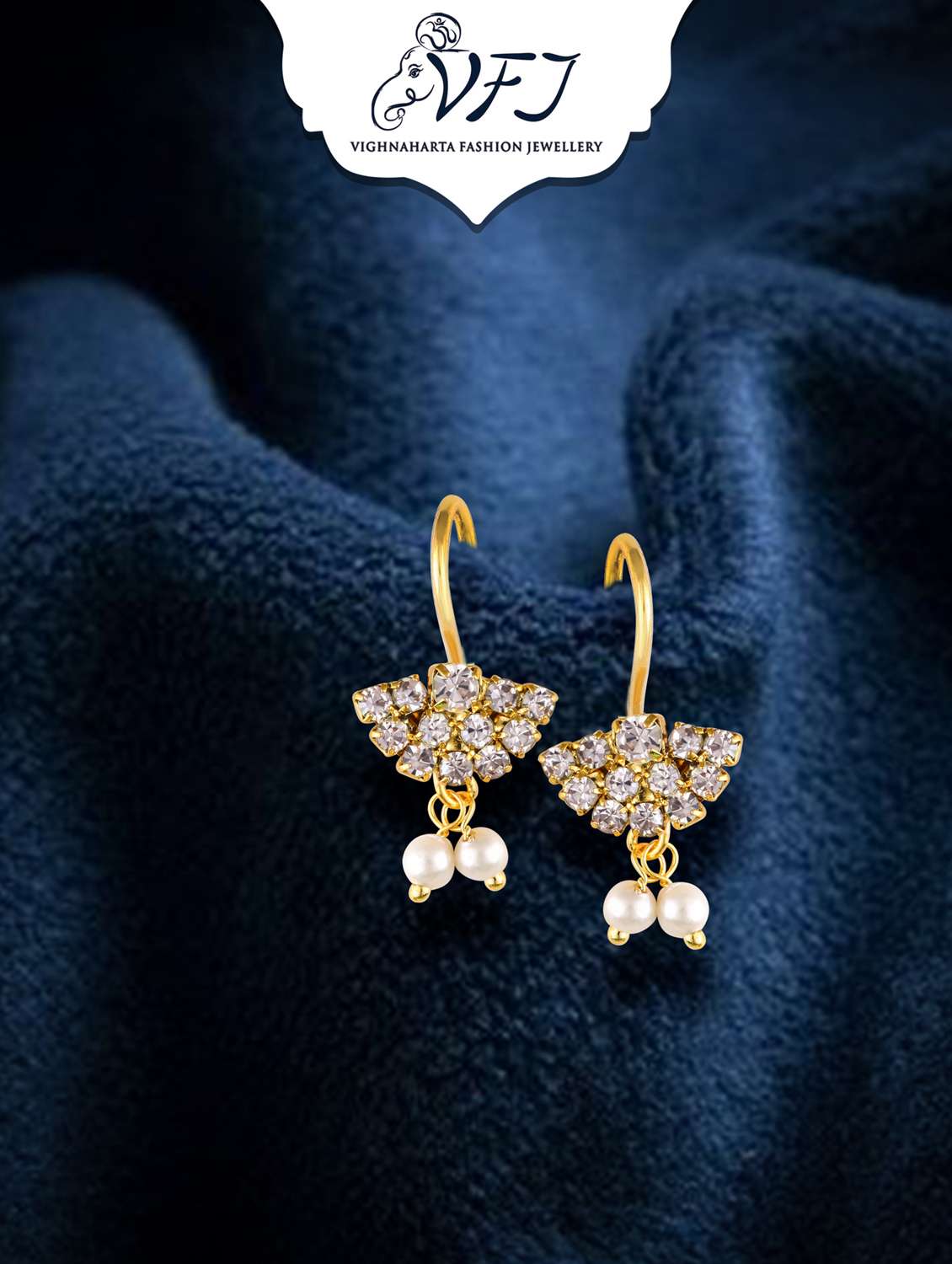 white brass earcuff earring - 18595259 - Standard Image - 1