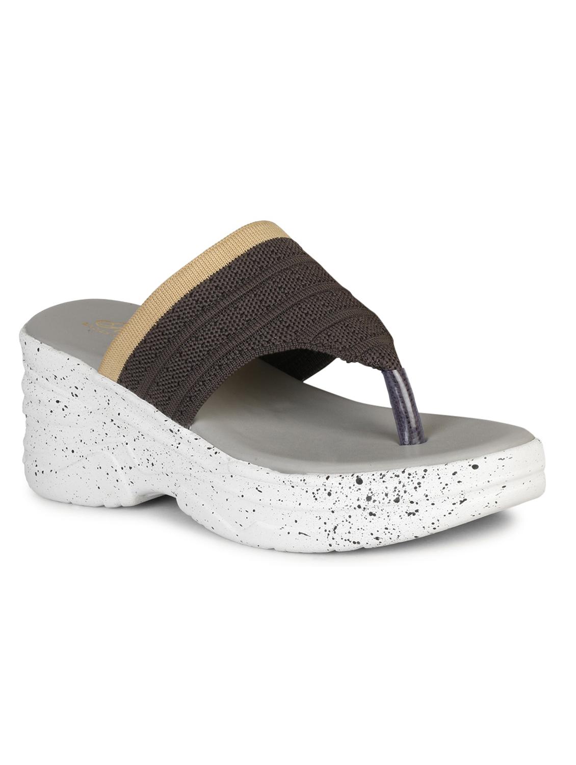 women grey toe separator wedge - 18606091 -  Zoom Image - 0