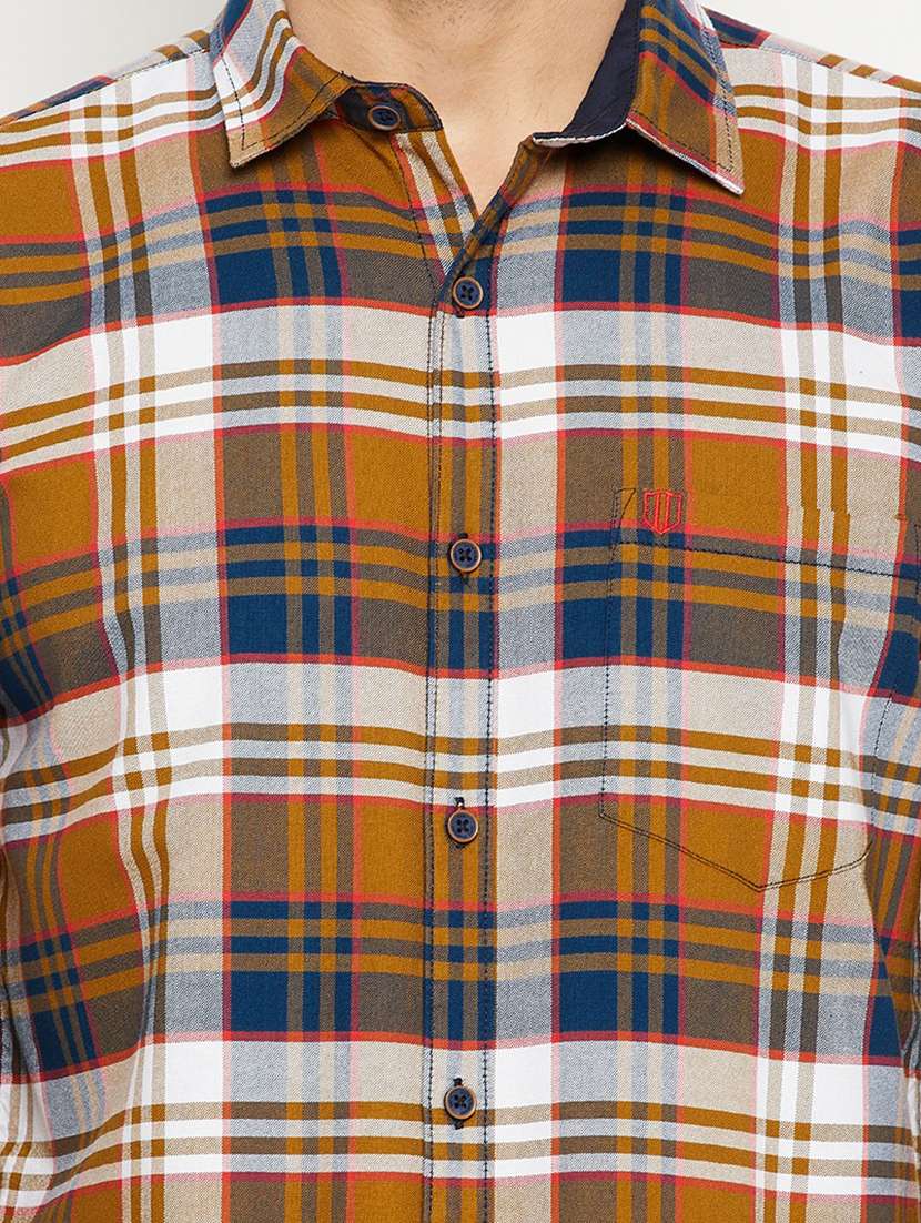 checkered  - 18614488 -  Standard Image - 4