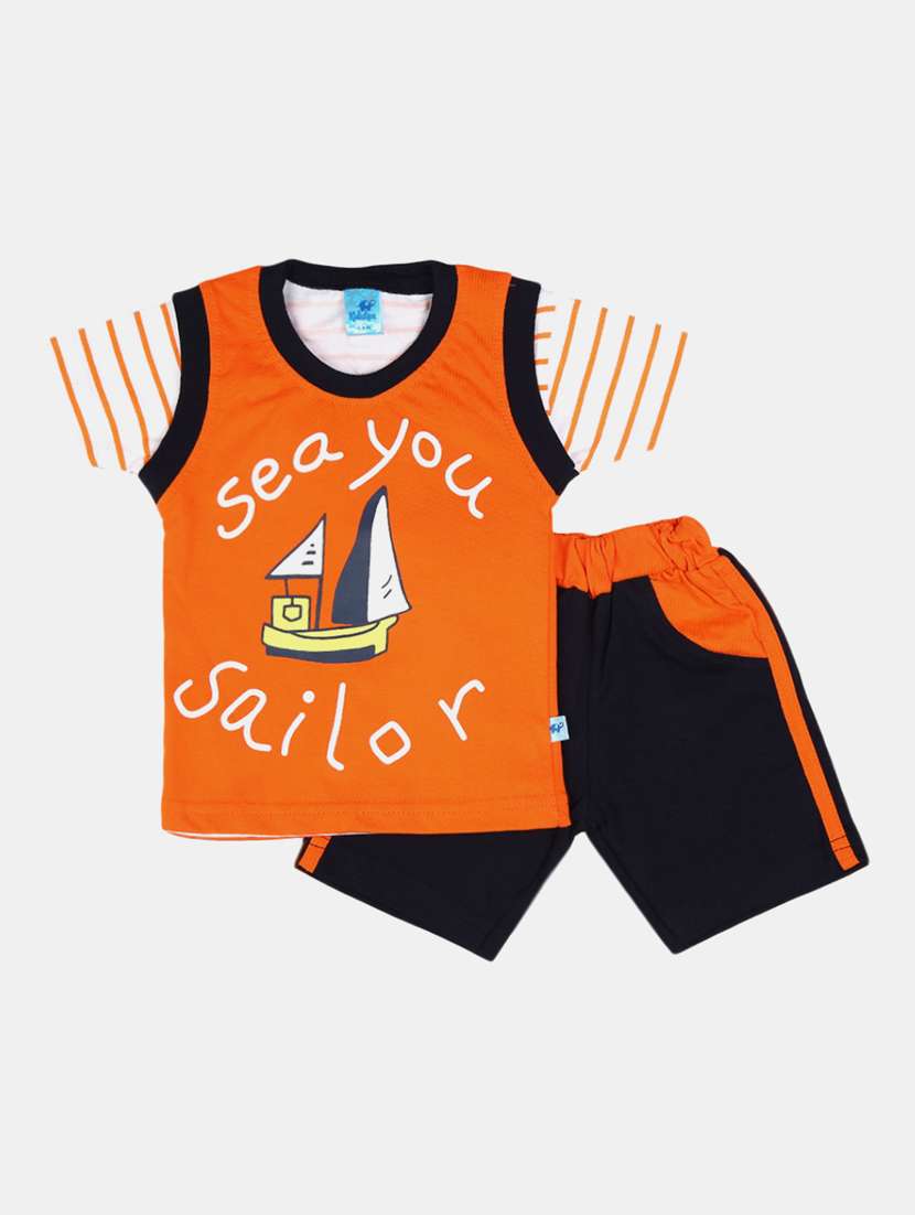 boys round neck printed shorts set 