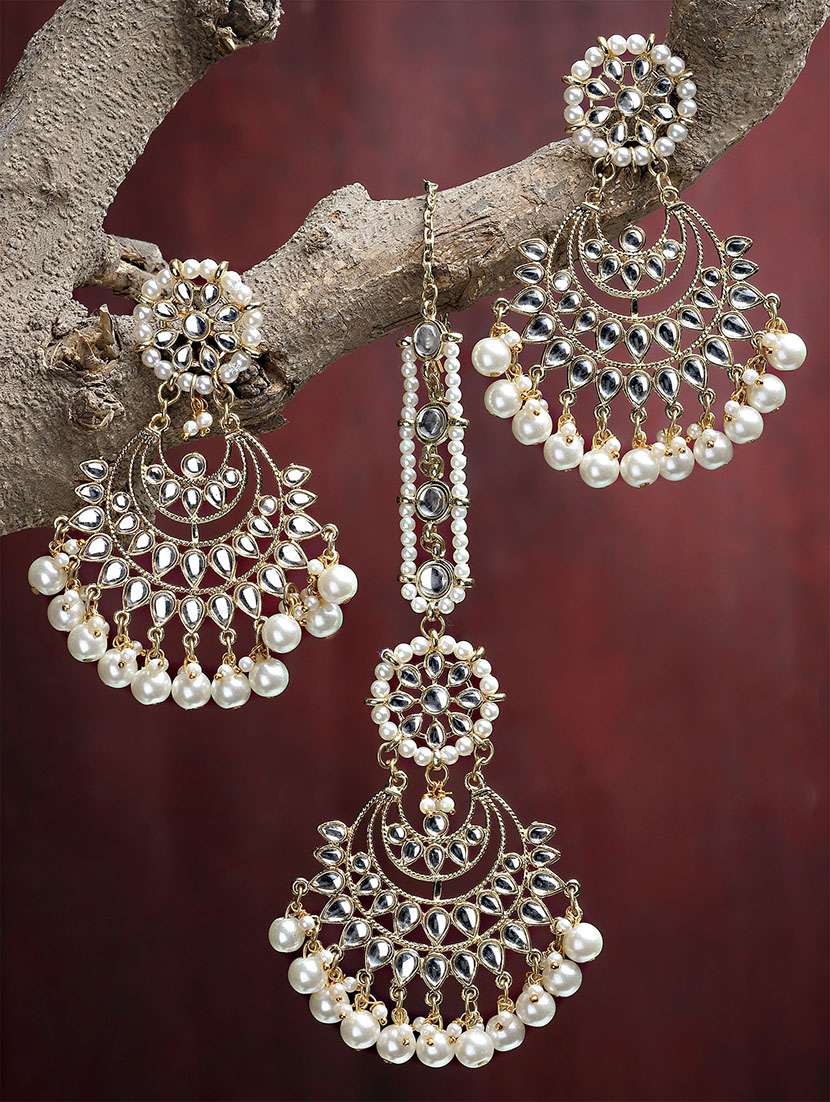 white metal earring & maang tikka set - 18632940 -  Standard Image - 1