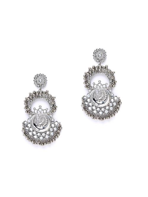 silver metal earring - 18632944 - Standard Image - 0