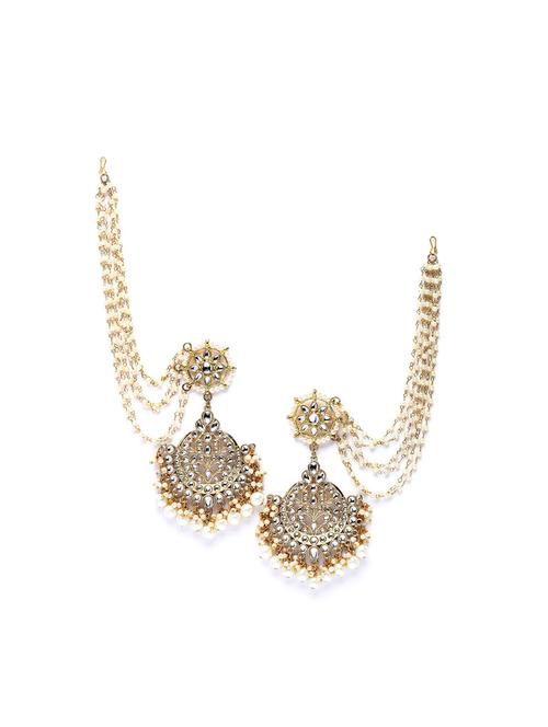 gold metal earring - 18632947 - Standard Image - 0