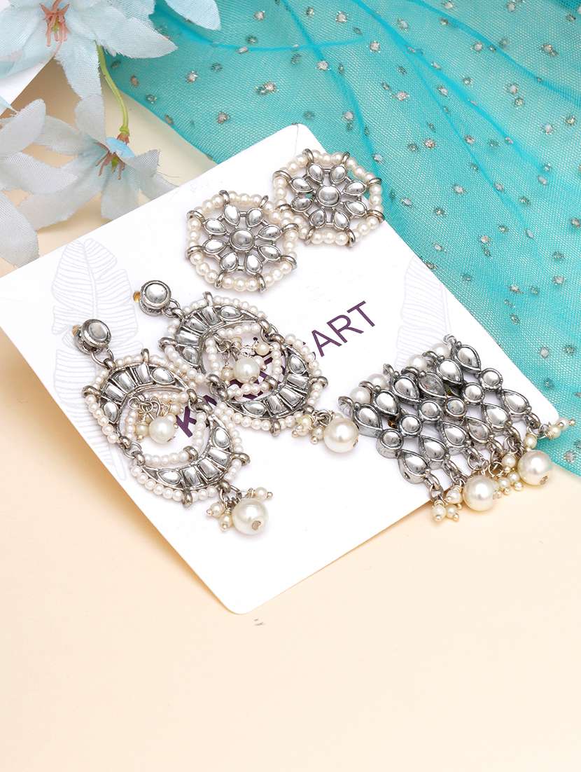 set of 3 handcrafted kundan earrings - 18633033 -  Standard Image - 1