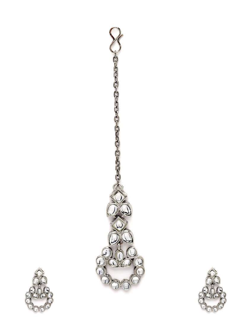 silver metal earring - 18633160 -  Zoom Image - 0