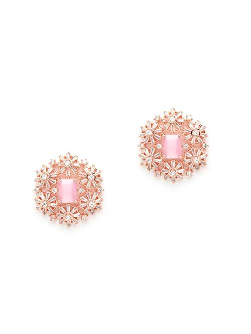 gold plated stud earring - 18633172 -  Standard Image - 0