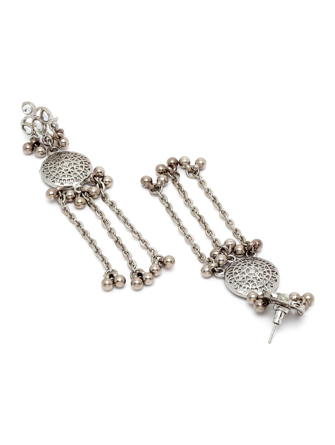 silver metal earring - 18633219 - Standard Image - 1