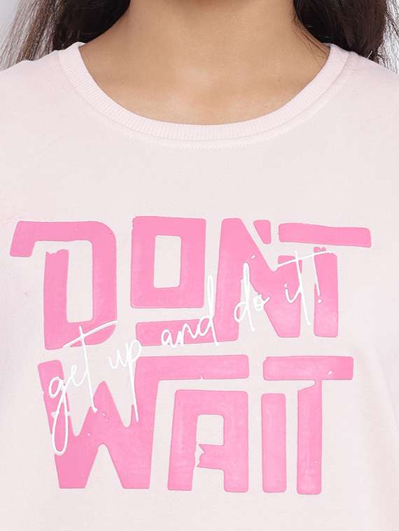 chest print round neck sweatshirt - 18633588 -  Standard Image - 4