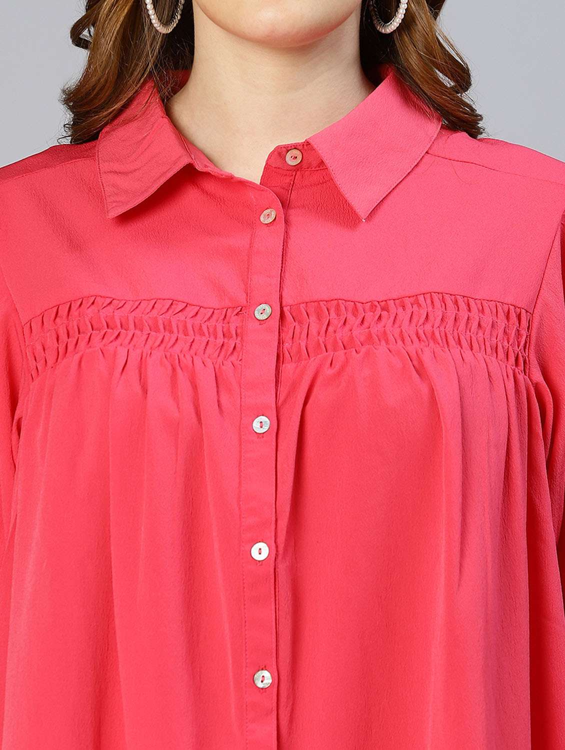 puff sleeved solid regular tunic - 18633637 - Standard Image - 6