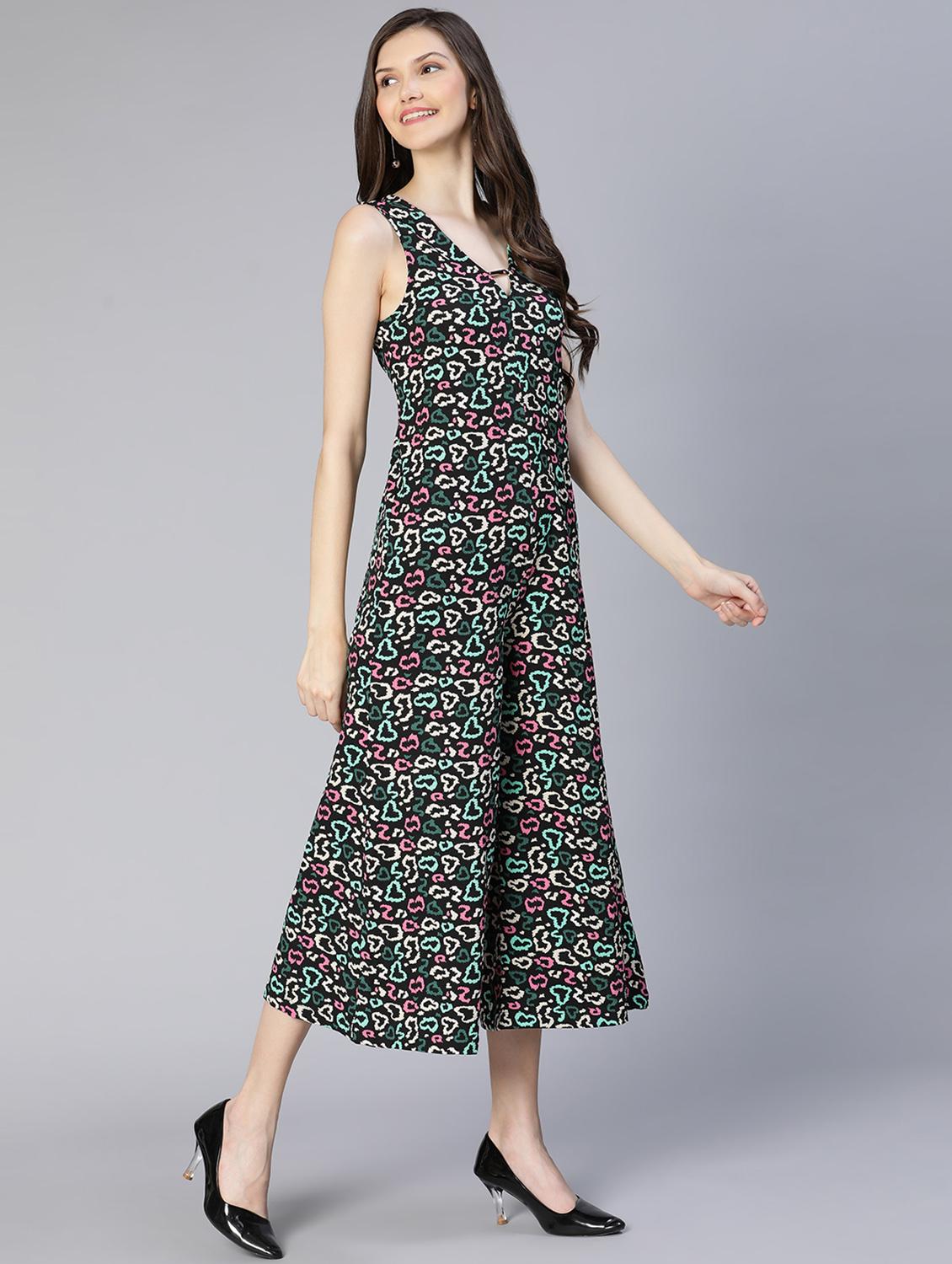 v-neck printed 3/4 jumpsuit - 18634460 -  Standard Image - 1