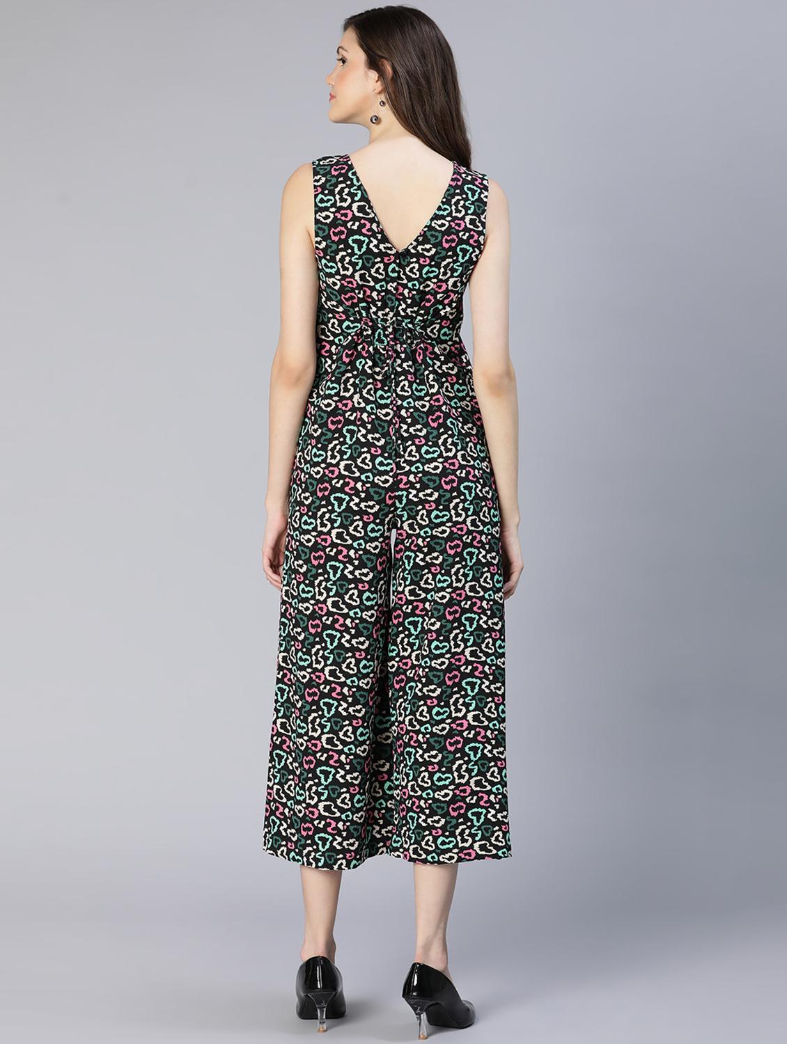 v-neck printed 3/4 jumpsuit - 18634460 - Standard Image - 4