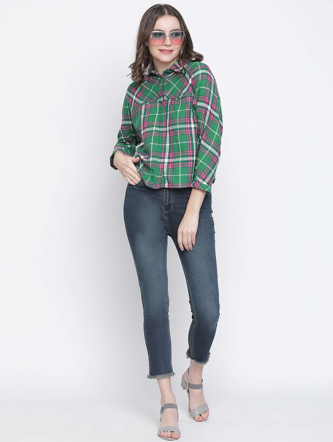 green checkered regular shirt - 18634650 - Standard Image - 4