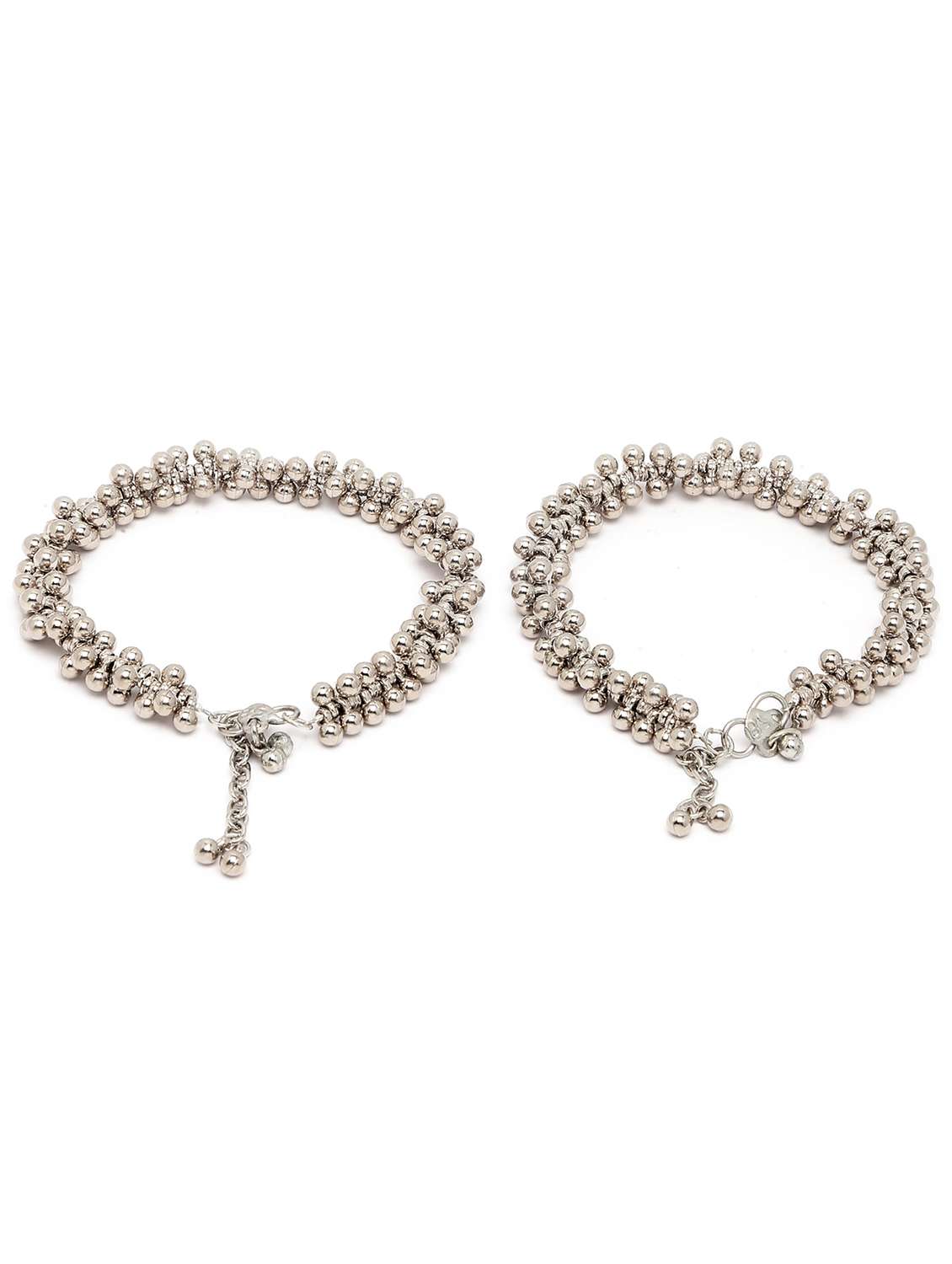 silver metal anklet  - 18635661 -  Standard Image - 1