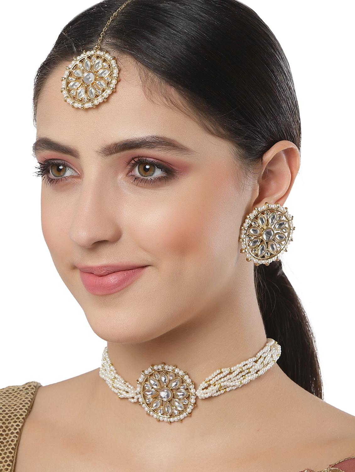 pearl beaded gold plated kundan earring and maang tikka set - 18635796 - Standard Image - 4