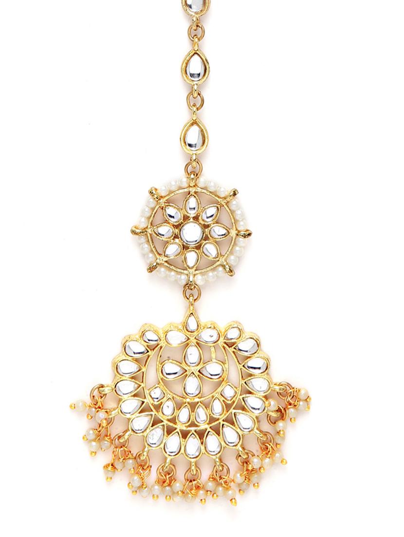 gold metal maang teekas & passa - 18636115 - Standard Image - 1