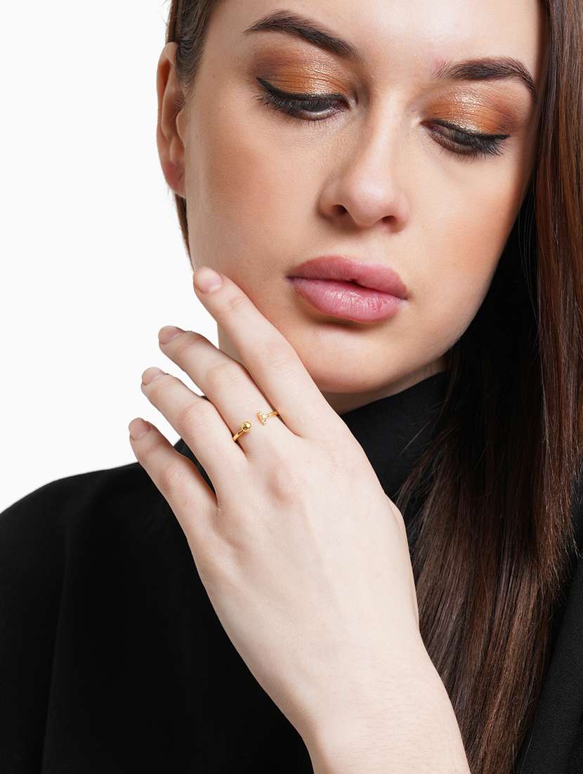 gold metal finger  ring - 18636171 -  Standard Image - 4