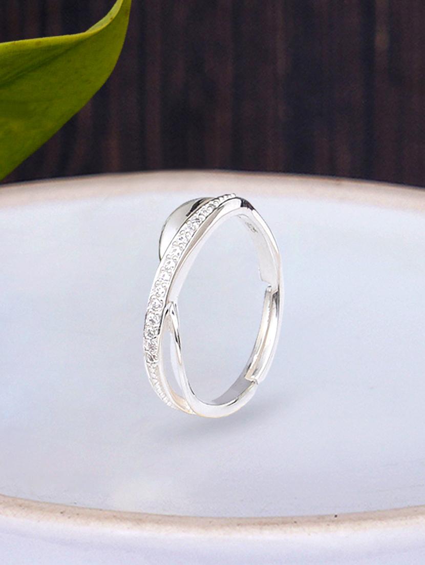 silver metal finger  ring - 18636176 -  Zoom Image - 0