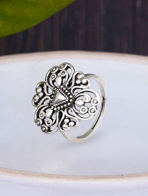 silver metal finger  ring - 18636183 -  Standard Image - 0
