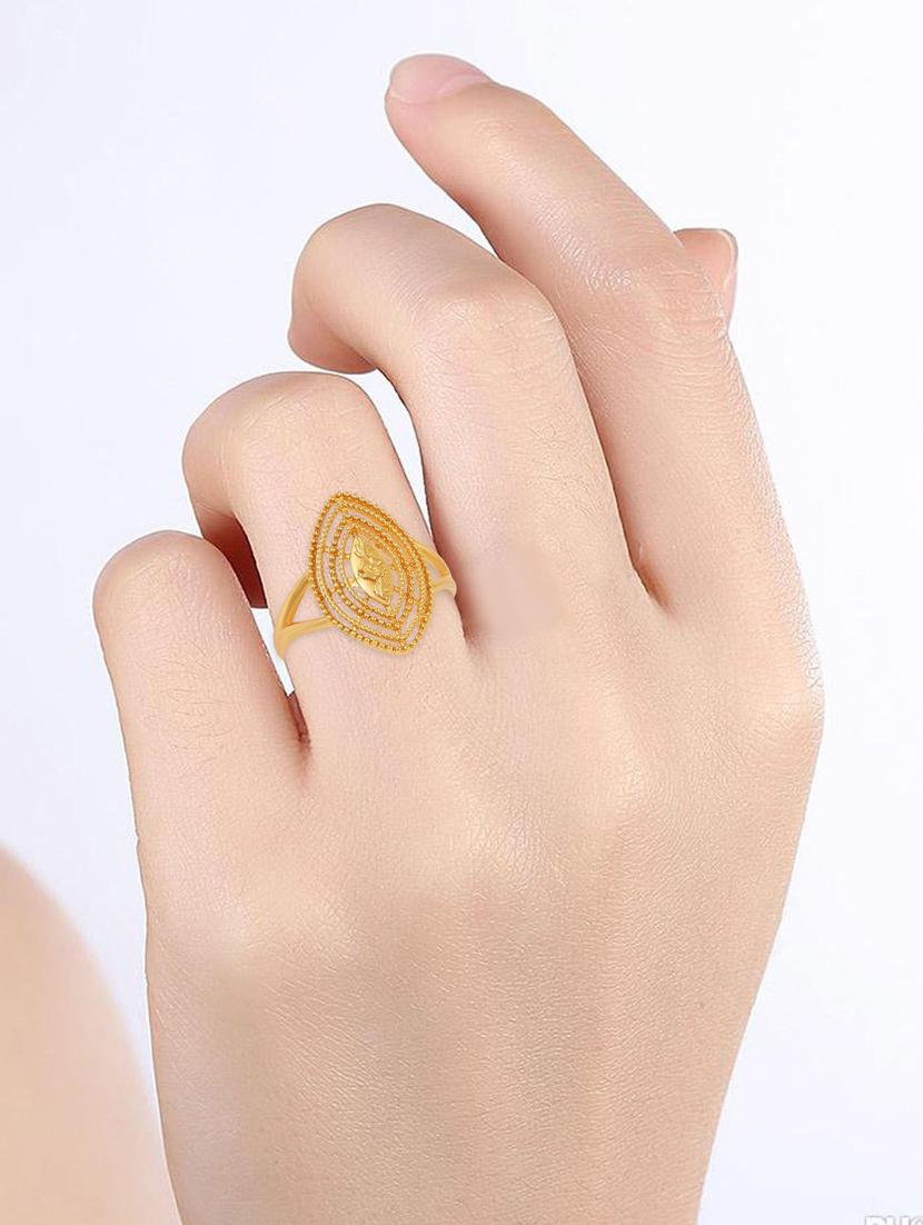 gold brass finger ring - 18637523 - Standard Image - 4