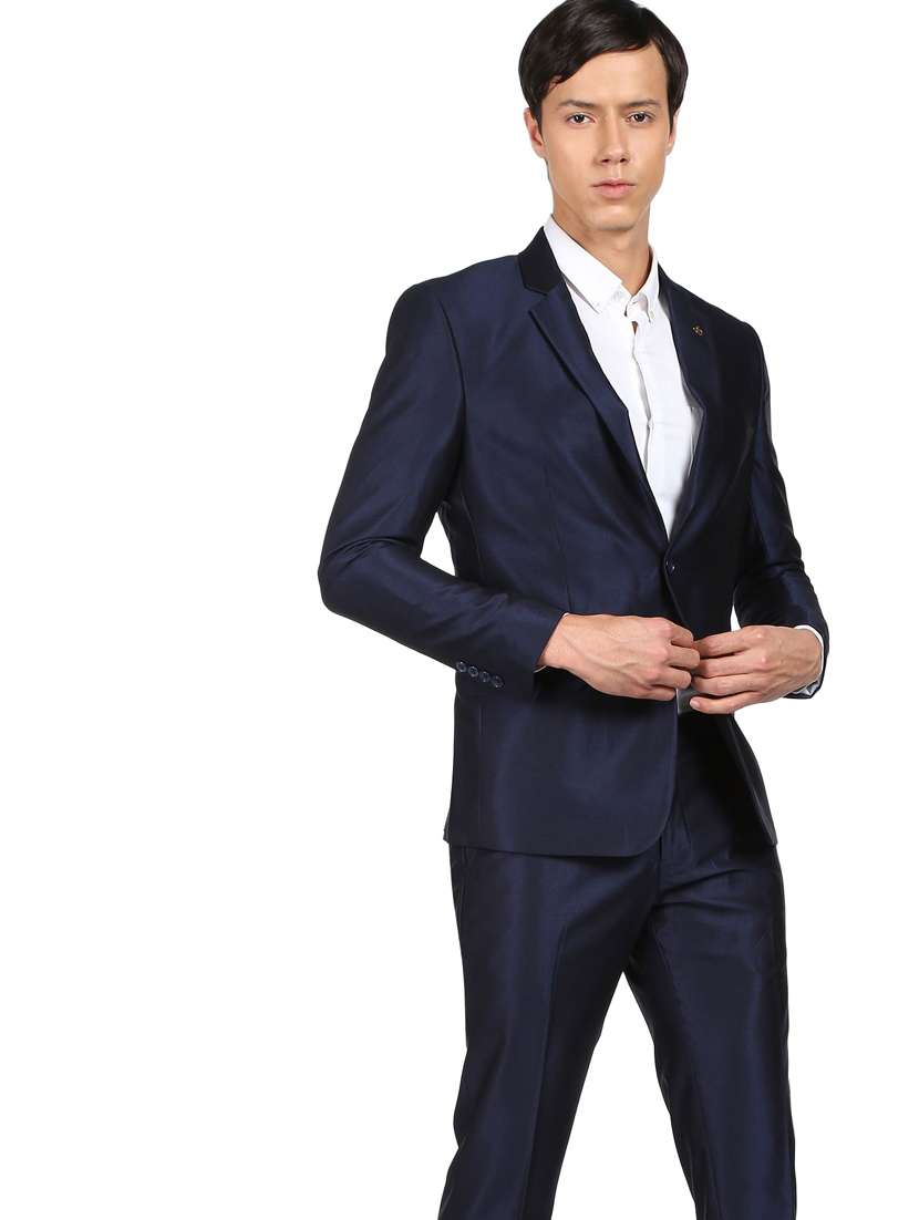 notched lapel collar single breasted suit - 18645218 -  Standard Image - 4