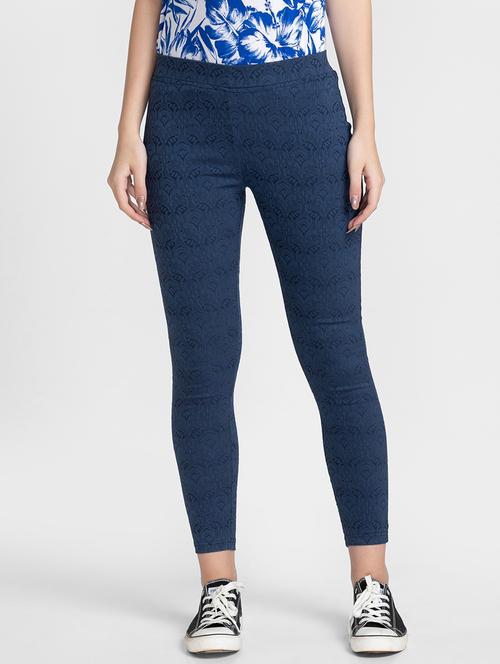 mid rise printed jegging - 18651206 -  Standard Image - 0