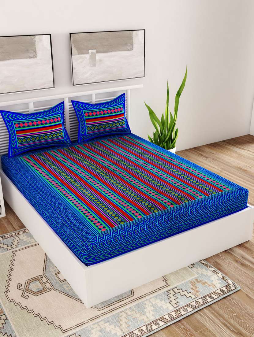 printed double bedsheet with 2 pillow cover